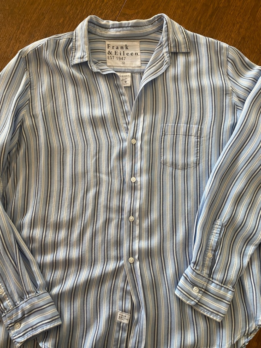 Frank & Eileen Button Down medium